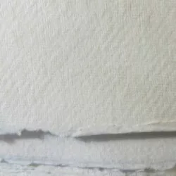 R2WR - 320g 56x76cm